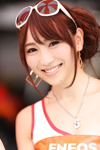 ピットウォーク: レースクイーン