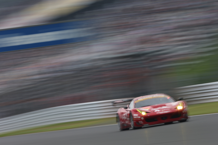 ノックアウト予選Q1: 峰尾恭輔（GT300クラス・ケーズフロンティアDirection 458）