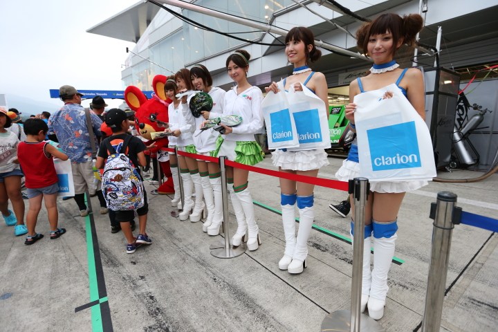 GTキッズウォーク: レースクイーン