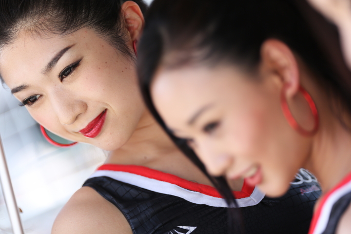 ピットウォーク: レースクイーン