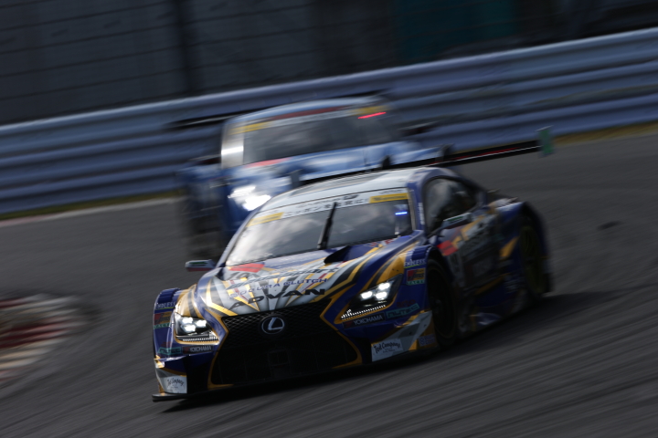 決勝レース: 脇阪寿一／関口雄飛組（GT500クラス・WedsSport ADVAN RC F）