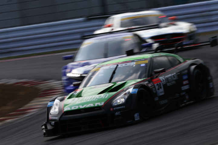 決勝レース: 佐々木大樹／ミハエル・クルム組（GT500クラス・D'station ADVAN GT-R）
