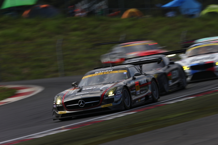 決勝レース: 平中克幸／ビヨン・ビルドハイム組（GT300クラス・GAINER TANAX SLS）