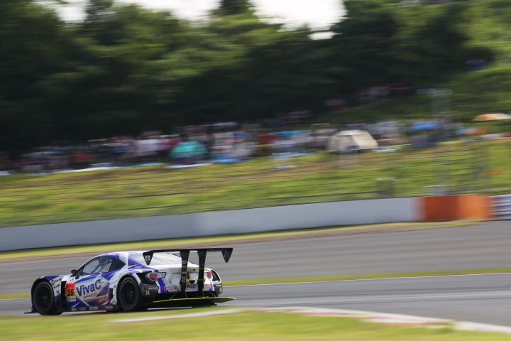 決勝レース: 土屋武士／松井孝允組（GT300クラス・VivaC 86 MC）
