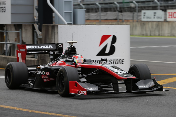 フリー走行2回目: 3位はアンドレア・カルダレッリ（LENOVO TEAM IMPUL）