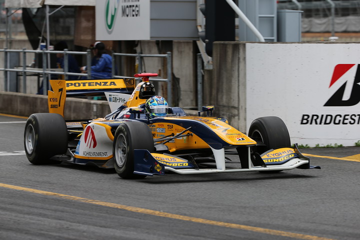 フリー走行2回目: 2位は平川亮（KYGNUS SUNOCO Team LeMans）