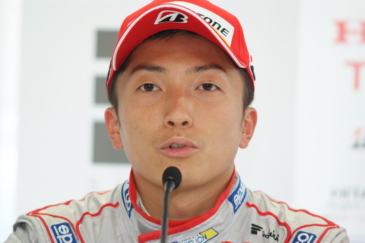 公式予選記者会見: 予選2位の野尻智紀（DOCOMO TEAM DANDELION RACING	）