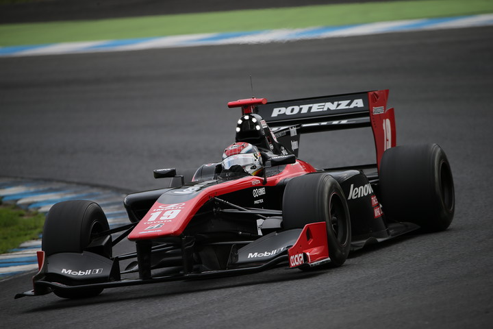 決勝3位はジョアオ・パオロ・デ・オリベイラ（LENOVO TEAM IMPUL）