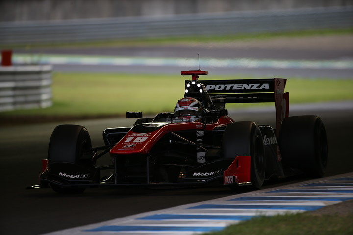 決勝3位はジョアオ・パオロ・デ・オリベイラ（LENOVO TEAM IMPUL）