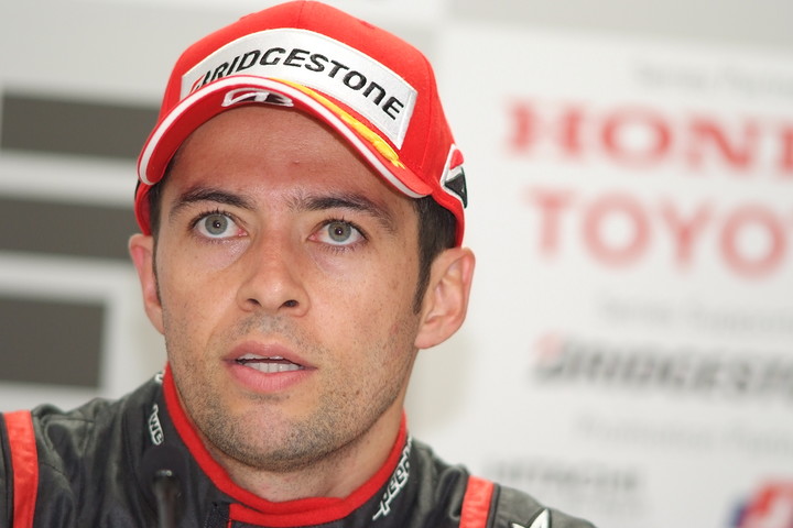 決勝記者会見: 3位のジョアオ・パオロ・デ・オリベイラ（LENOVO TEAM IMPUL）