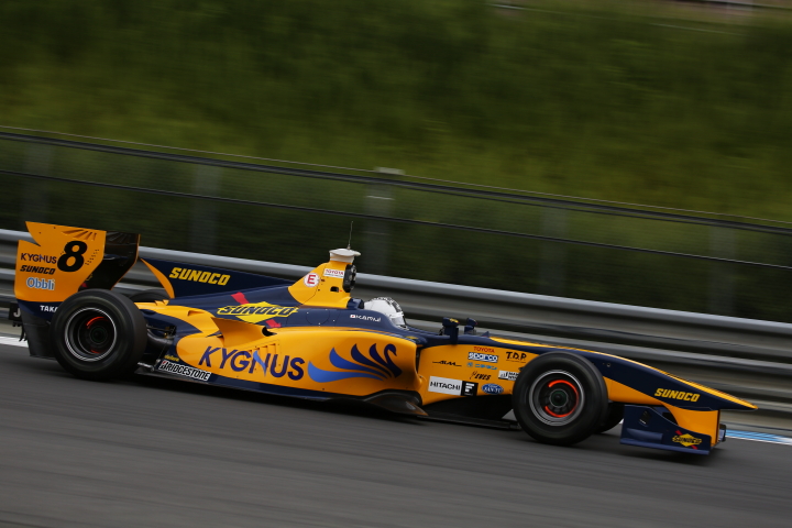 フリー走行1回目: 小林可夢偉（Team KYGNUS SUNOCO SF14）