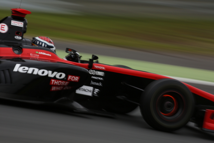 フリー走行1回目: ジョアオ・パオロ・デ・オリベイラ（LENOVO TEAM IMPUL SF14）