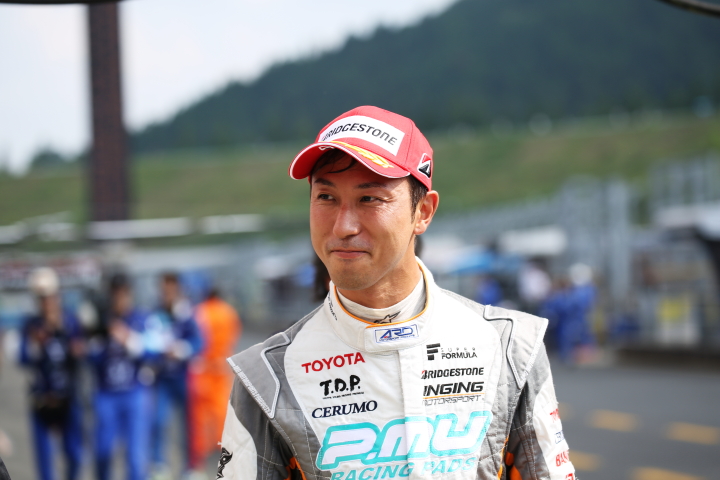 ノックアウト予選: 石浦宏明（P.MU/CERUMO・INGING）