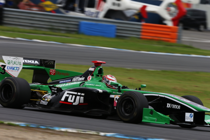 フリー走行2回目: ジェームス・ロシター（FUJI×D'station KONDO SF14）