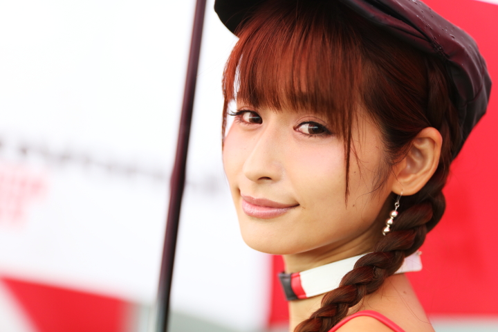 ピットウォーク: レースクイーン