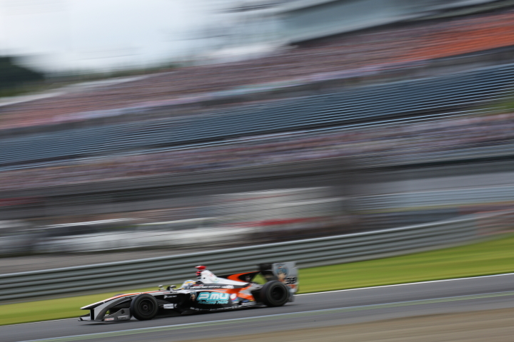 決勝レース: 石浦宏明（P.MU/CERUMO・INGING SF14）