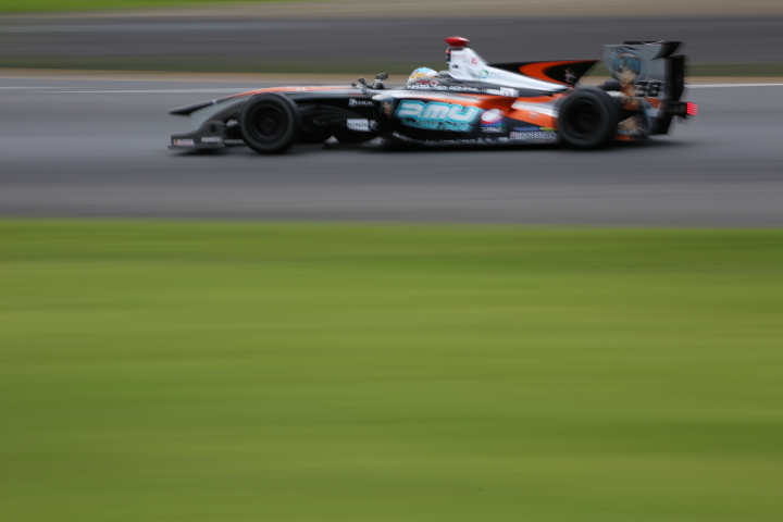 決勝レース: 石浦宏明（P.MU/CERUMO・INGING SF14）