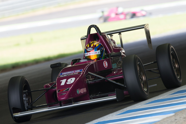 ポールポジションは徳升広平（ZAP SPEED 10VED）