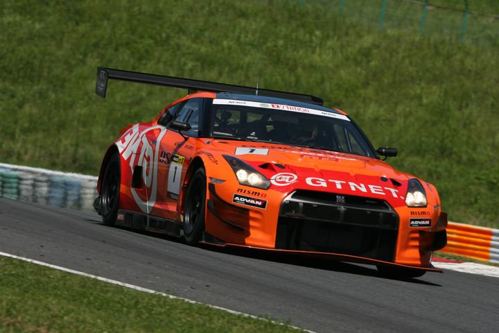 総合＆ST-Xクラスポールポジションはガミさん／星野一樹／吉田広樹組（GTNET ADVAN C-WEST GT-R）