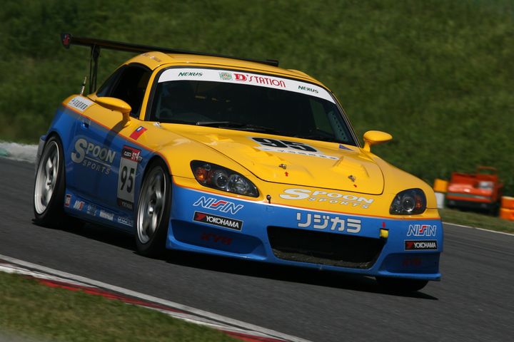 ST-4クラスポールポジションは松井猛敏／中島保典組（孚海國際×SPOON S2000）