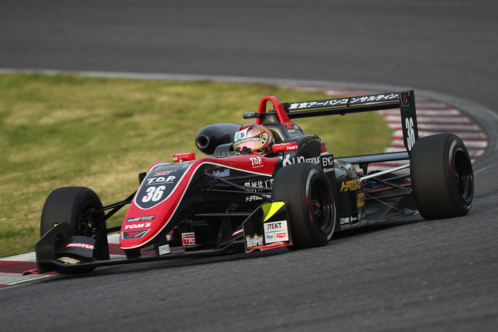 優勝は宮田莉朋（カローラ中京Kuo TOM'S F317）