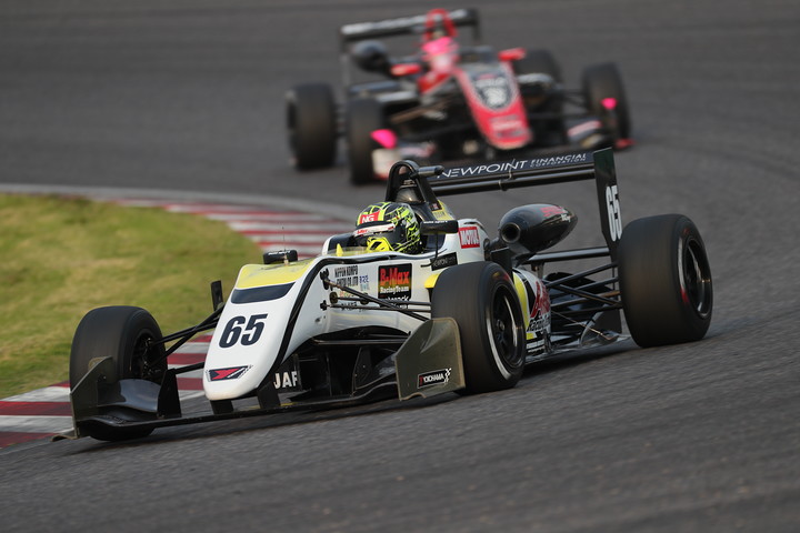 決勝2位はエナム・アーメド（B-Max Racing with motopark F3）