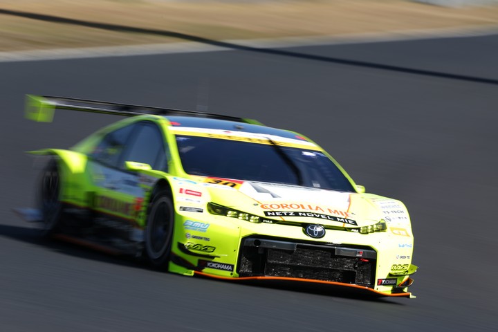 公式練習: 公式練習: 織戸学（TOYOTA GR SPORT PRIUS PHV apr GT）