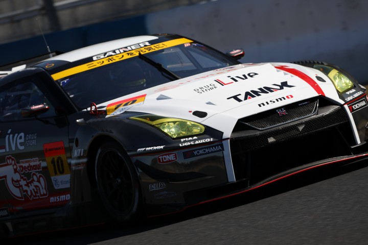 公式練習: 星野一樹（GAINER TANAX triple a GT-R）