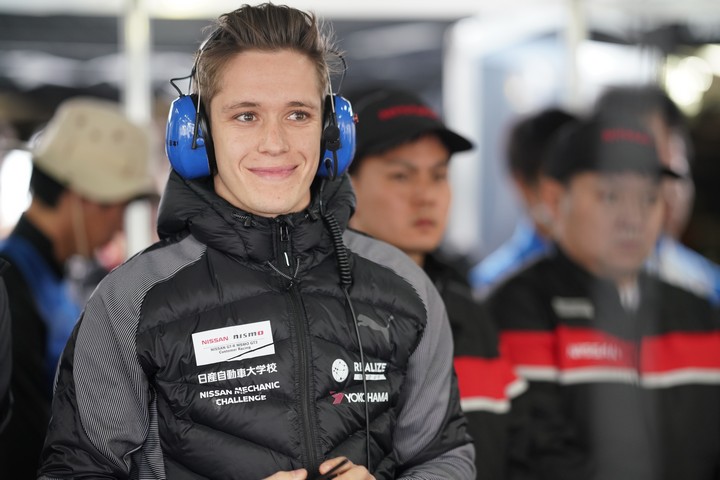 公式予選: サッシャ・フェネストラス（KONDO RACING）