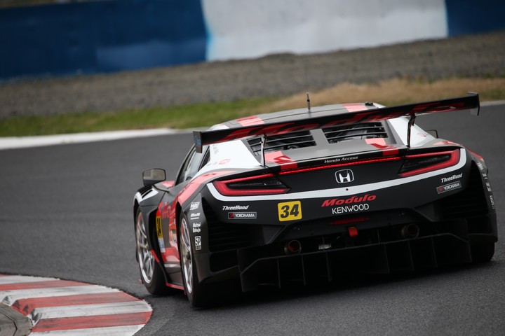 公式予選: 道上龍（Modulo KENWOOD NSX GT3）