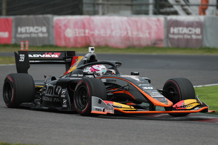 フリー走行2回目: トップタイムは坪井翔（JMS P.MU/CERUMO・INGING SF19）