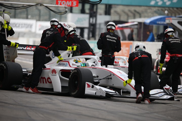 占有走行: 山本尚貴（DOCOMO DANDELION M1S SF19）