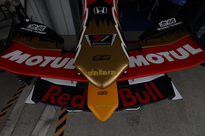 占有走行: TEAM MUGEN SF19