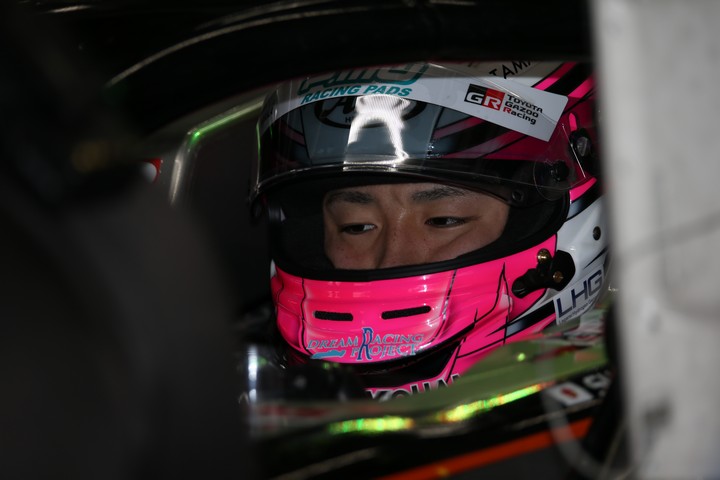 占有走行: 坪井翔（JMS P.MU/CERUMO･INGING）