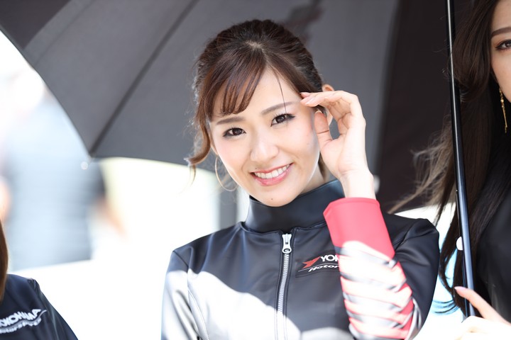 ピットウォーク: レースクイーン