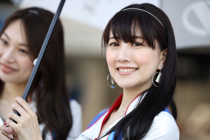 ピットウォーク: レースクイーン