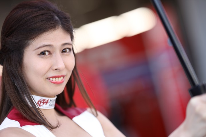 ピットウォーク: レースクイーン