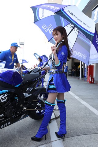 ピットウォーク: レースクイーン