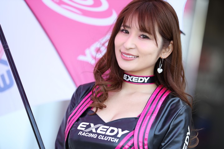 ピットウォーク: レースクイーン