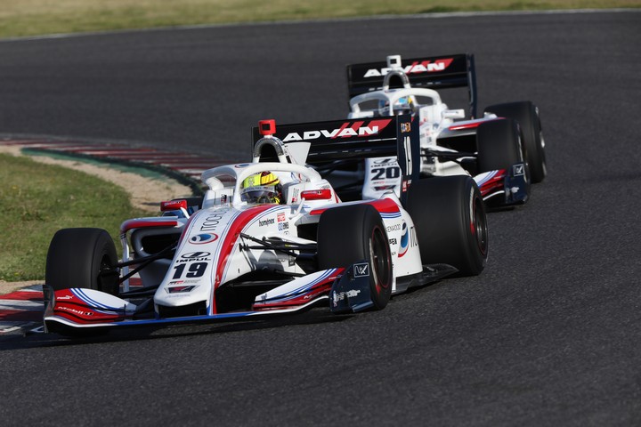 公式予選: 関口雄飛（ITOCHU ENEX TEAM IMPUL SF19）