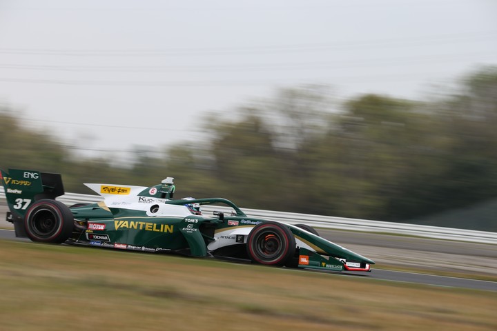 フリー走行2回目: ニック・キャシディ（VANTELIN KOWA TOM’S SF19）