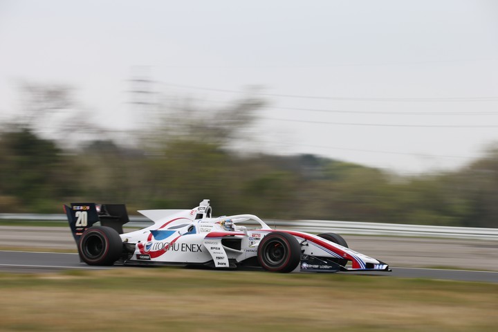 フリー走行2回目: 平川亮（ITOCHU ENEX TEAM IMPUL SF19）