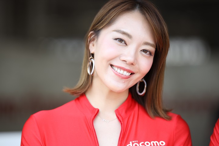 ピットウォーク: レースクイーン