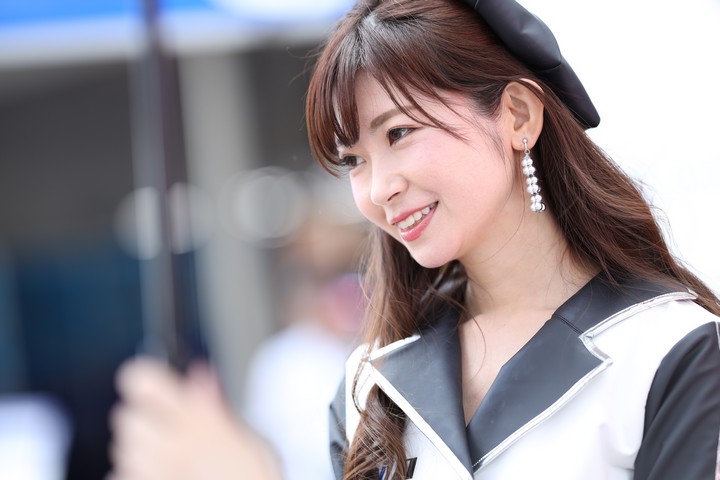 ピットウォーク: レースクイーン