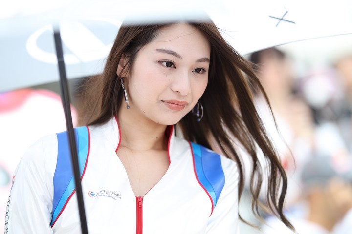 ピットウォーク: レースクイーン