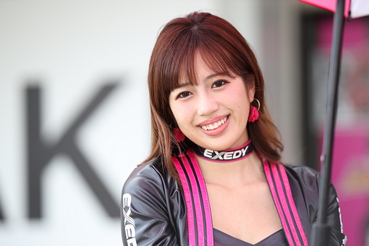 ピットウォーク: レースクイーン