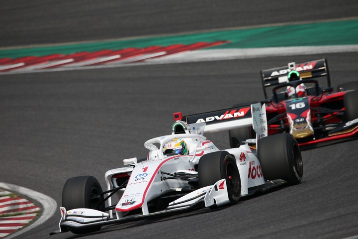 決勝レース: 山本尚貴（DOCOMO DANDELION M1S SF19）