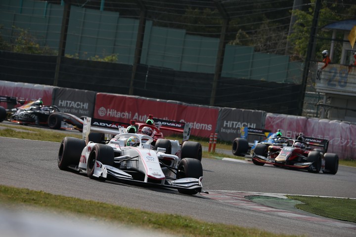 決勝レース: 山本尚貴（DOCOMO DANDELION M1S SF19）