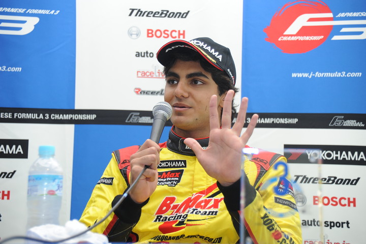 決勝記者会見: 3位のエナム・アーメド（B-Max Racing with motopark）