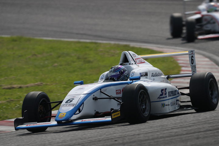 優勝は太田格之進（SRS/コチラレーシング）